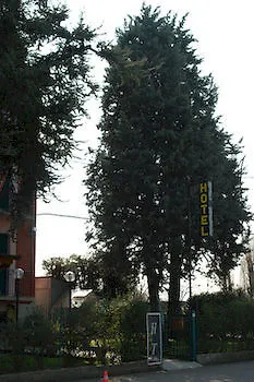 Tuscolano Hotel Bolonia