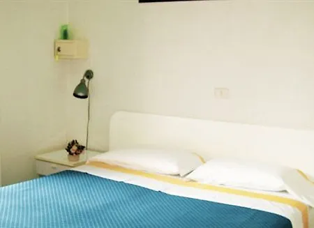 Tuscolano Hotel Bolonia