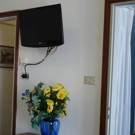 Hotel Tuscolano Bolonia